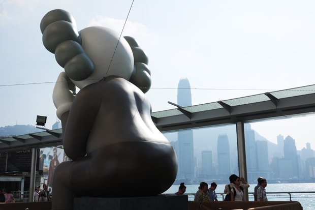 KAWS “PassingThrough” Exhibition Further Look