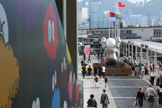 KAWS “PassingThrough” Exhibition Further Look