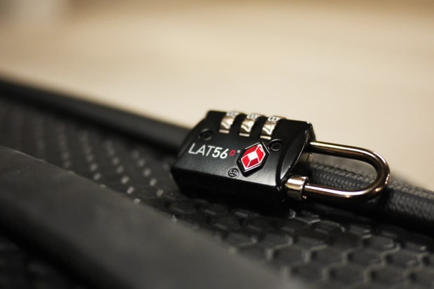 LAT56° Red-Eye Garment Carrier