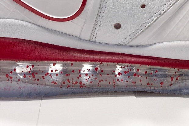Nike Air Max LeBron VIII China Edition