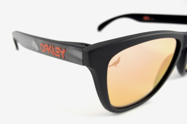 Staple x Oakley Holbrook & Frogksins