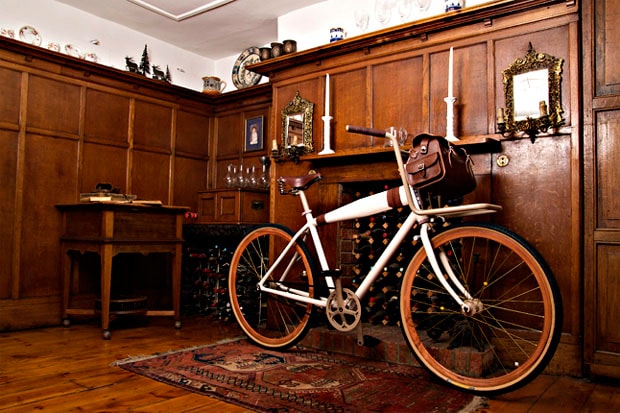 Sneaker Freaker x PUMA x size? "Geography Teacher" Bicycle