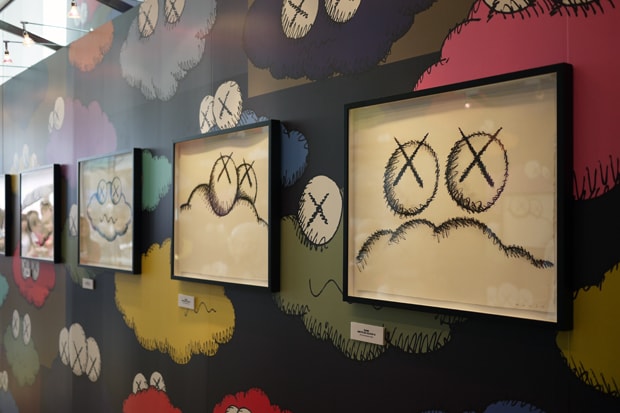 KAWS "PassingThrough" Exhibition Recap