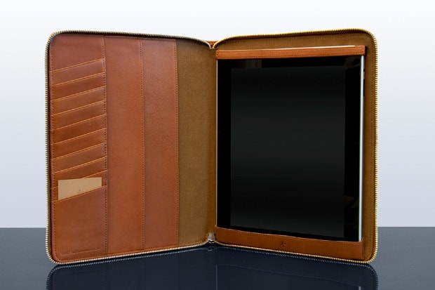 WANT Les Essentiels de la Vie Narita iPad Case