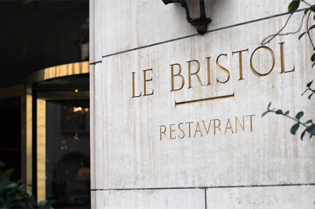 Yue Minjun & Zhan Wang @ Hotel Le Bristol Paris