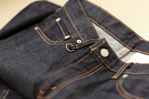 uniform experiment x Levi’s Fenom U.E. NAVY DISCO Decoration Denim - A Closer Look
