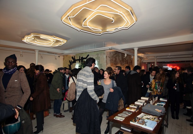 CENTRE COMMERCIAL Opening Recap
