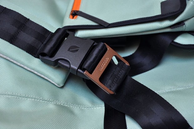 Incase 2011 Spring/Summer Courier Collection