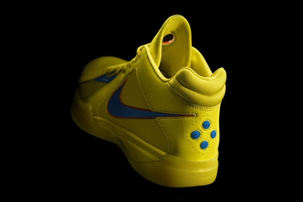Nike Basketball 2010 Christmas Day Footwear