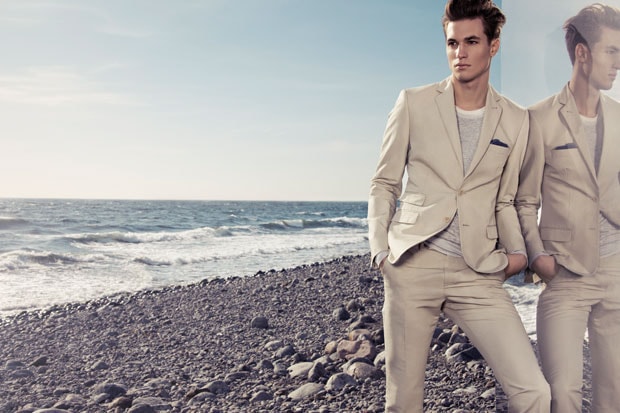 Nikolaj d'Etoiles 2011 Spring Preview