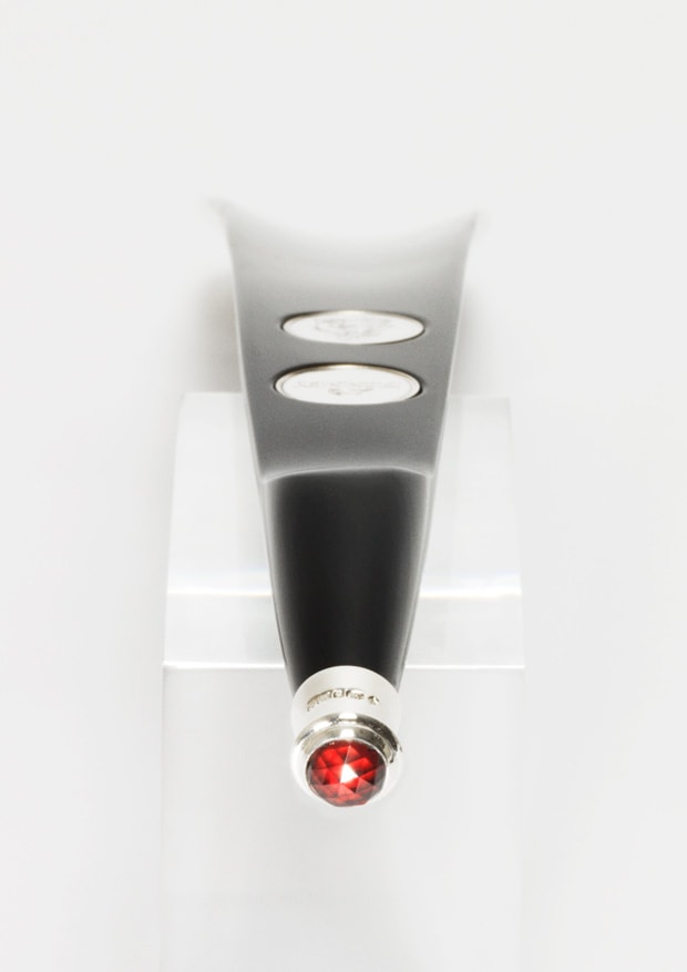 The Exquisite Shoehorn by Bunney & Hare
