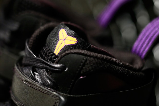 Kobe Bryant x Nike Sportswear Air Force 1 Foamposite "Eggplant"
