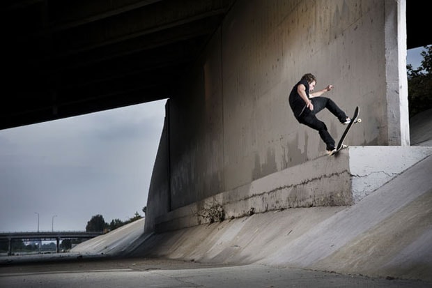 Vans Off The Wall: 1966 DVD Book
