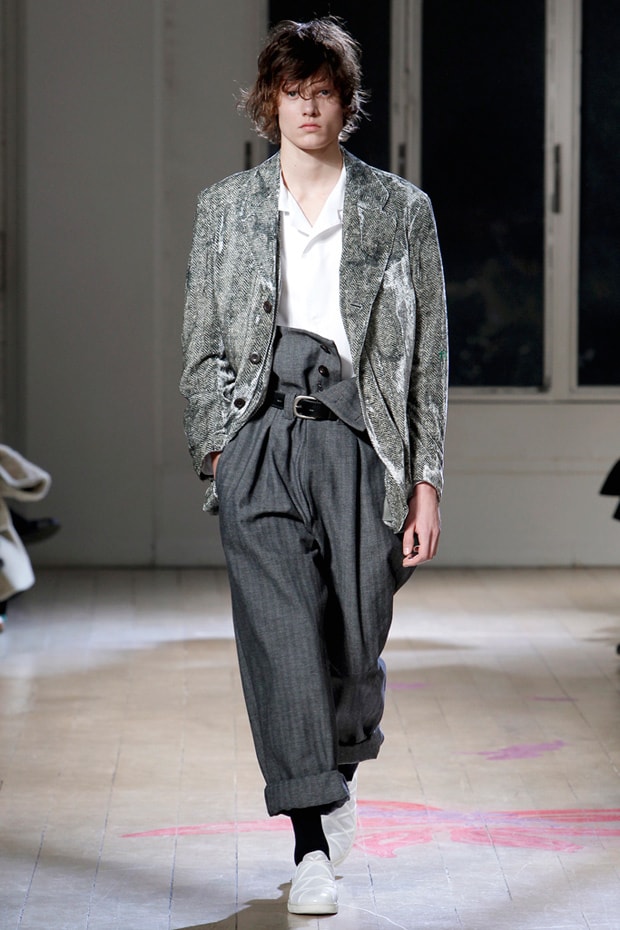 Yohji Yamamoto 2011 Fall/Winter Collection