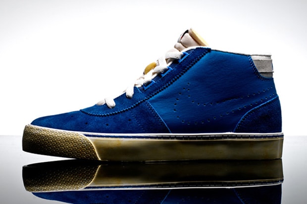 Nike Hachi
