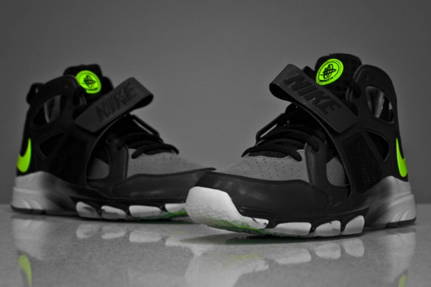 Nike Zoom Huarache Trainer Black/Cool Grey/Volt