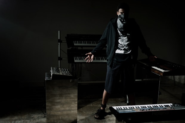 PUBLIC IMAGE 2011 Spring/Summer Collection