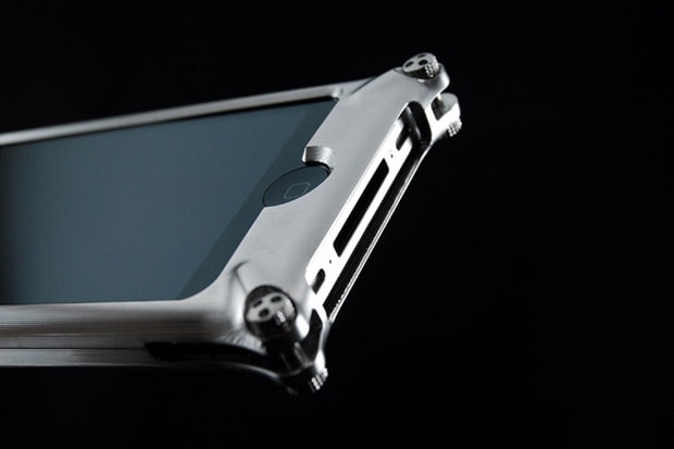 FACTUS DESIGN iPhone 4 Quattro HD Case
