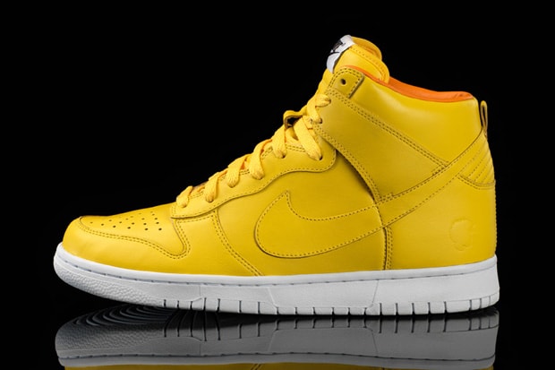 Nike Sportswear x ?uestlove Dunk Collection