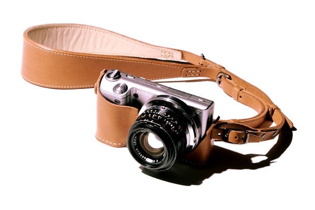 Roberu Sony Alpha NEX-5 Camera Holder