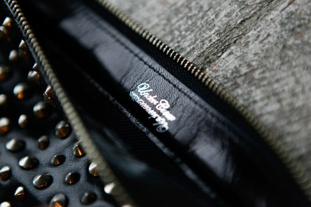 UNDERCOVER Leather iPad Case
