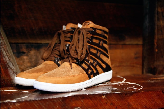 White Mountaineering Hi-Cut Sneaker