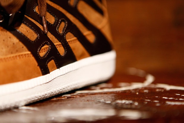 White Mountaineering Hi-Cut Sneaker