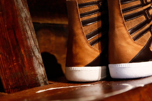 White Mountaineering Hi-Cut Sneaker
