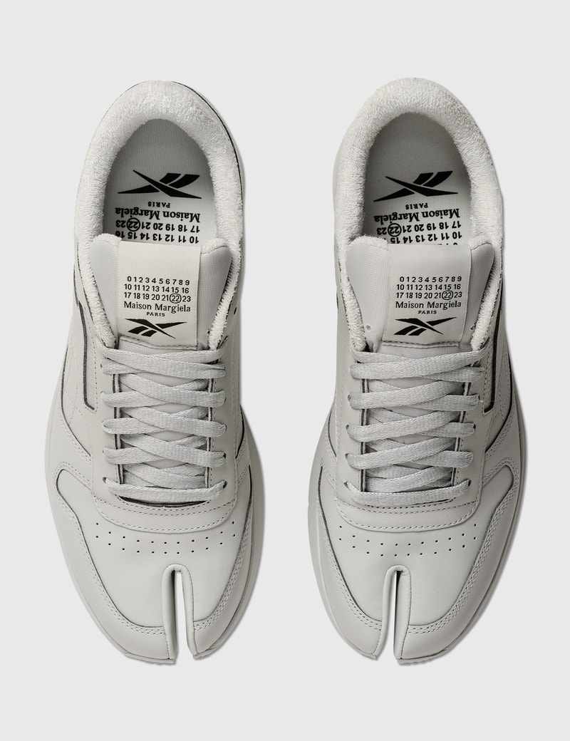 reebok maison margiela tabi shoes