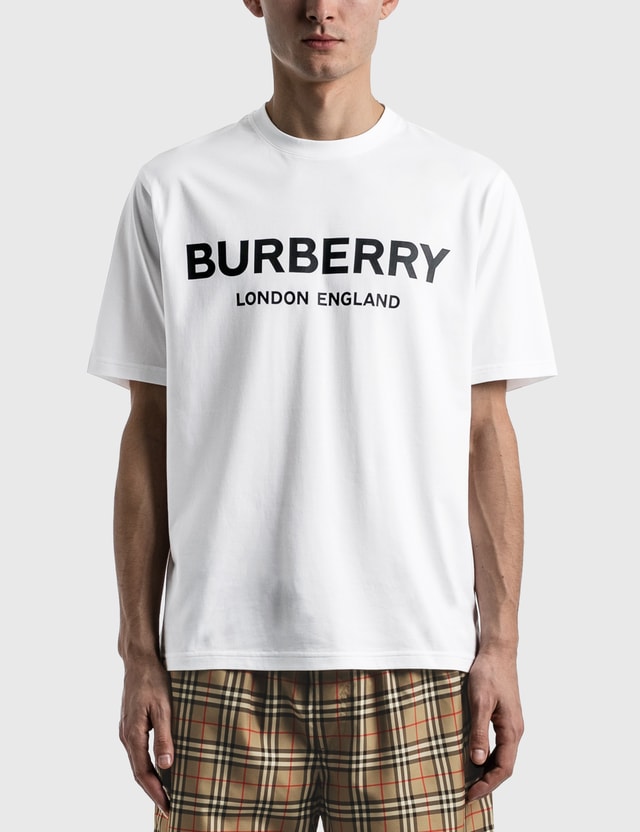 burberry logo graphic t shirt