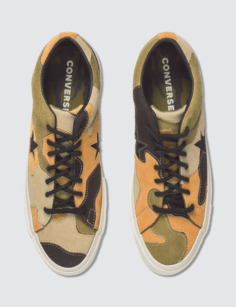 converse one star camo suede
