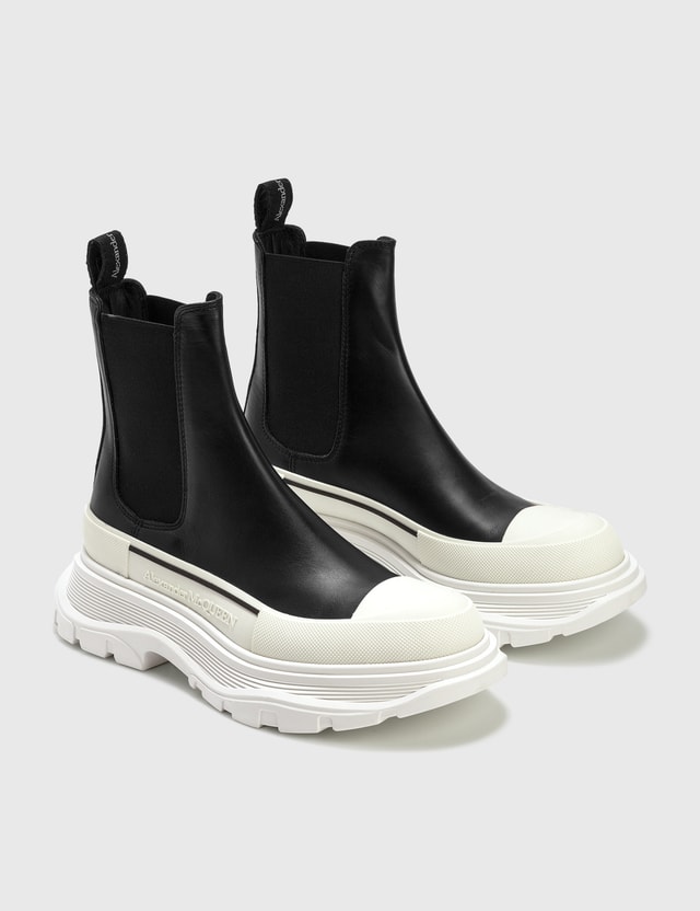 alexander mcqueen black tread slick chelsea boots