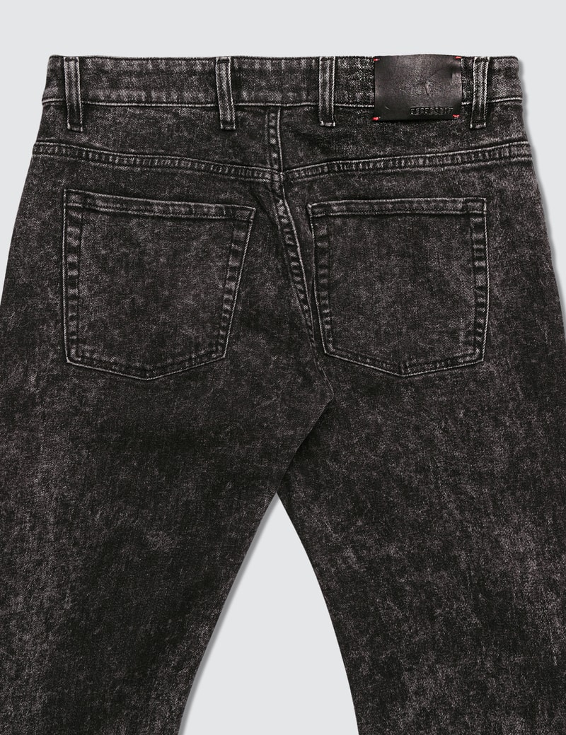 represent baggy denim
