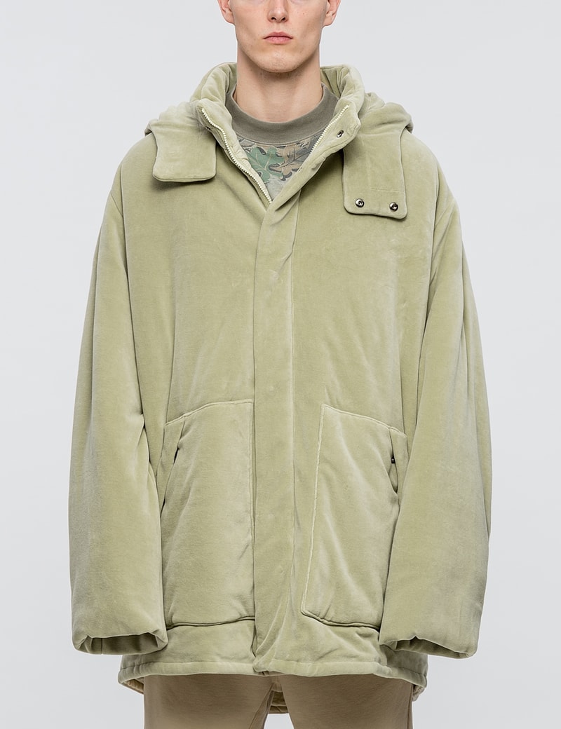yeezy cropped puffer jacket