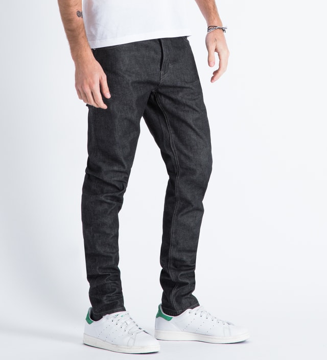 ugly baggy jeans