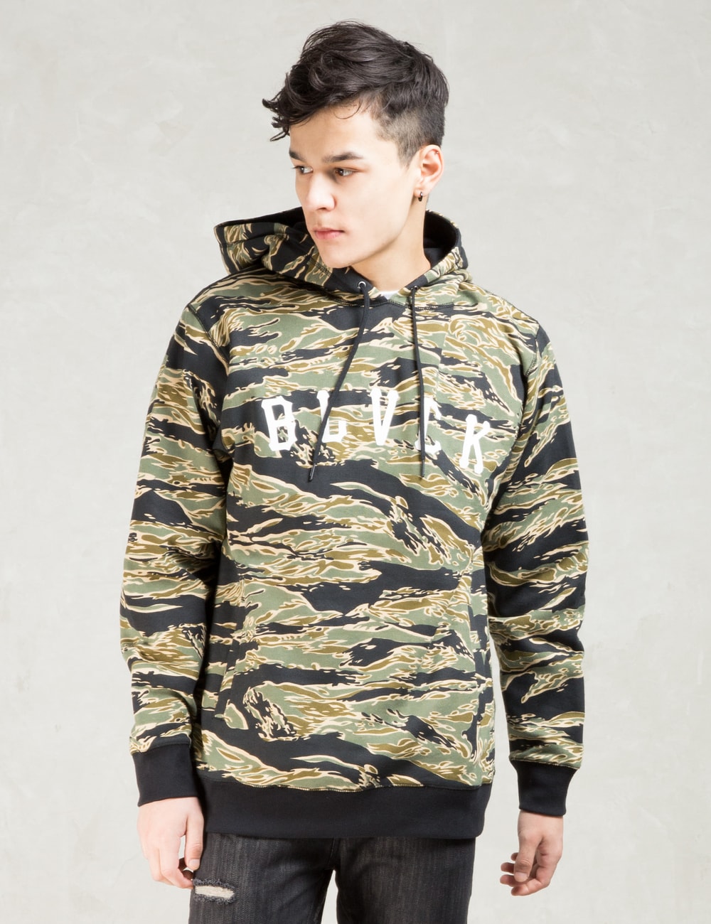 slam pullover