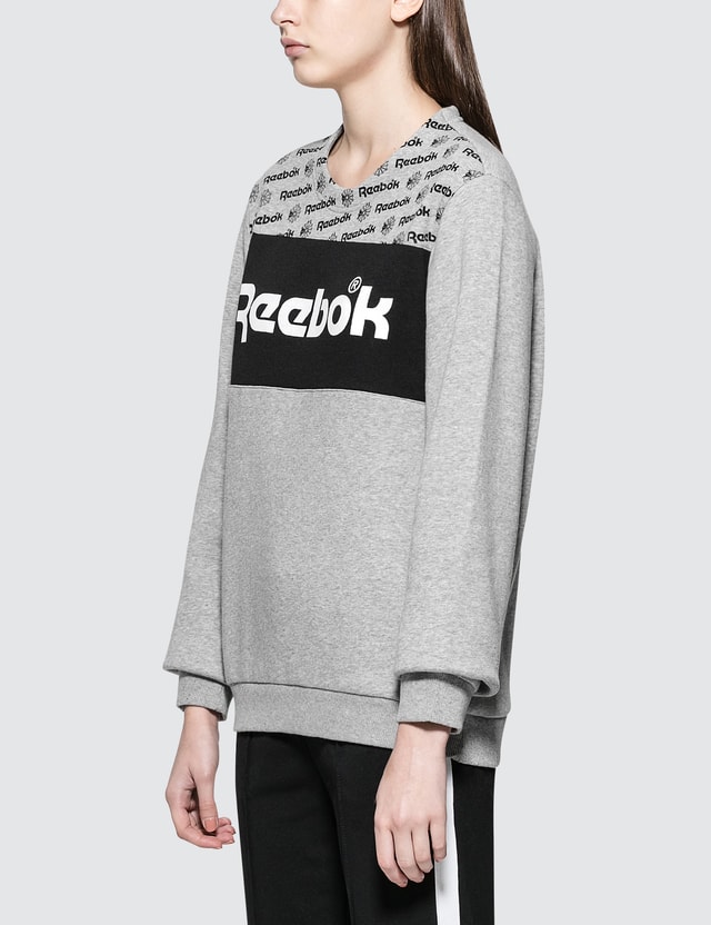 womens green under armour hoodie