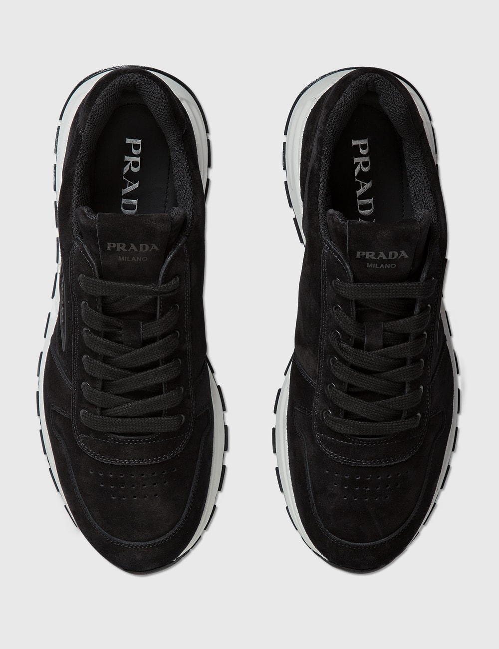 prada match race runner