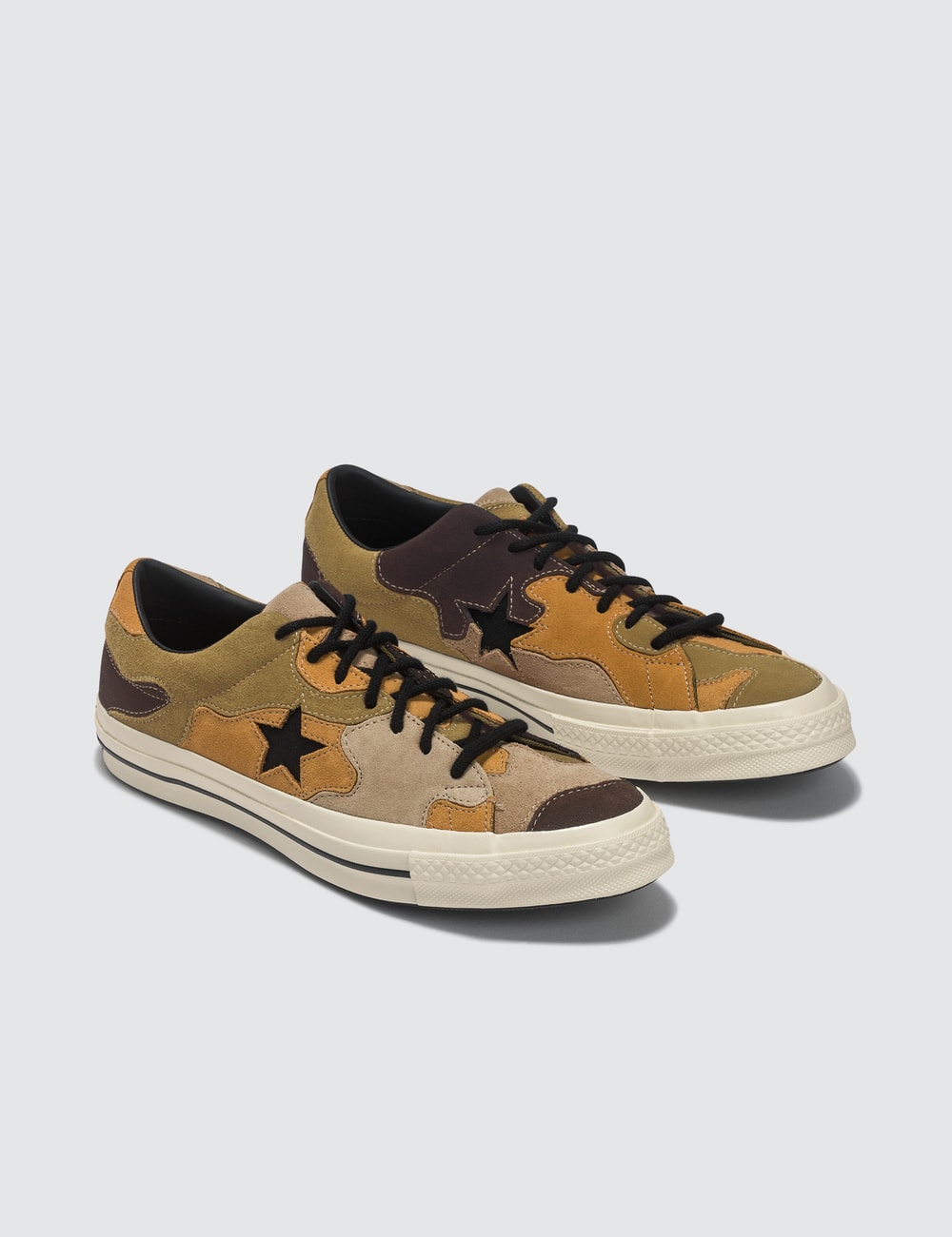 converse one star camo suede