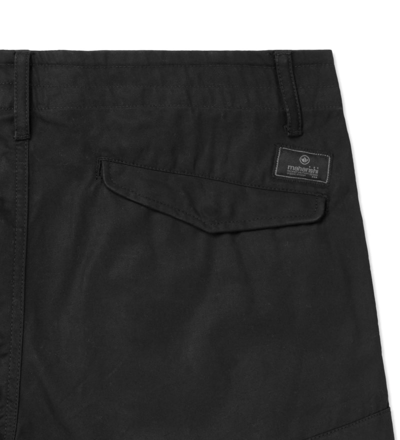 black fitted cargo pants