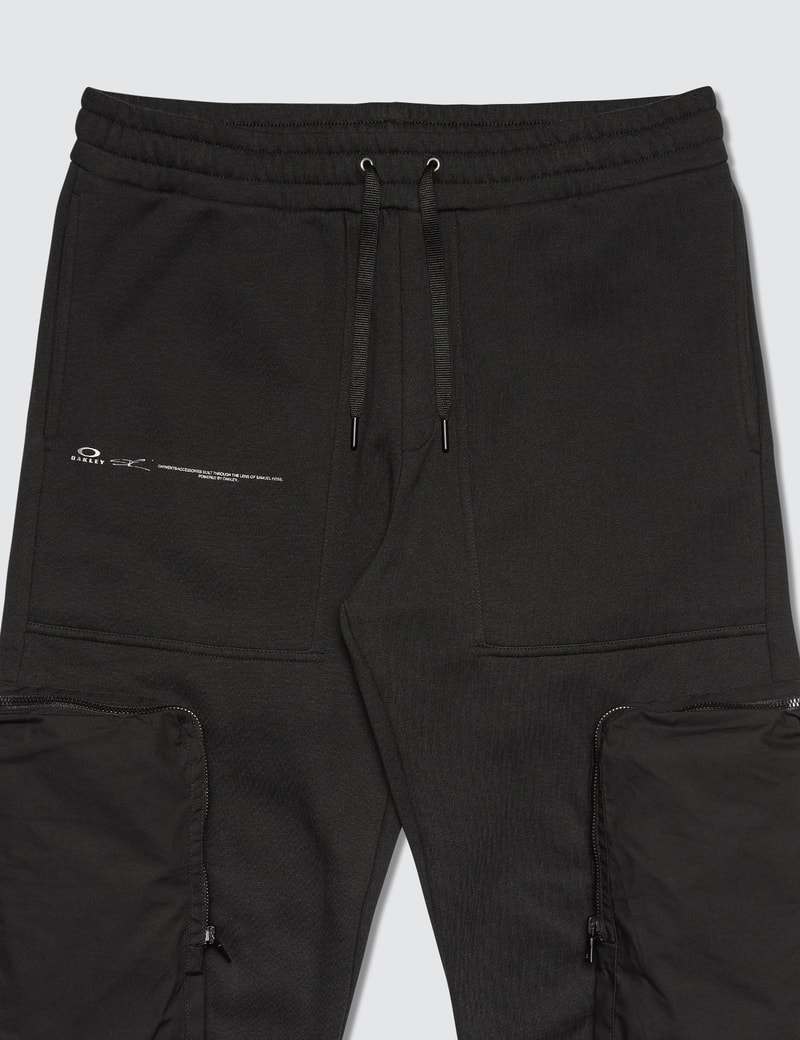 oakley sweatpants