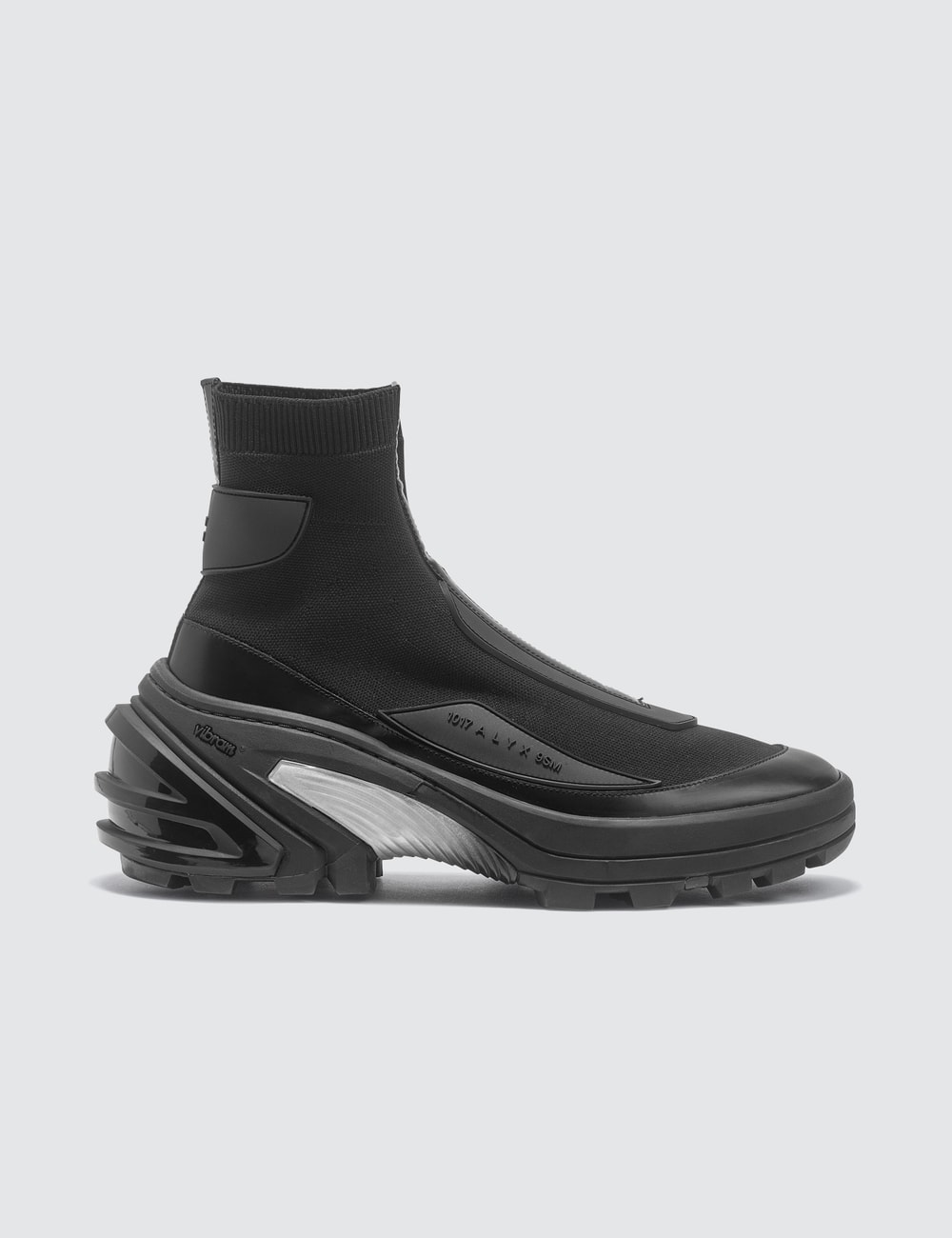 1017 alyx 9sm chelsea boot with removable vibram sole