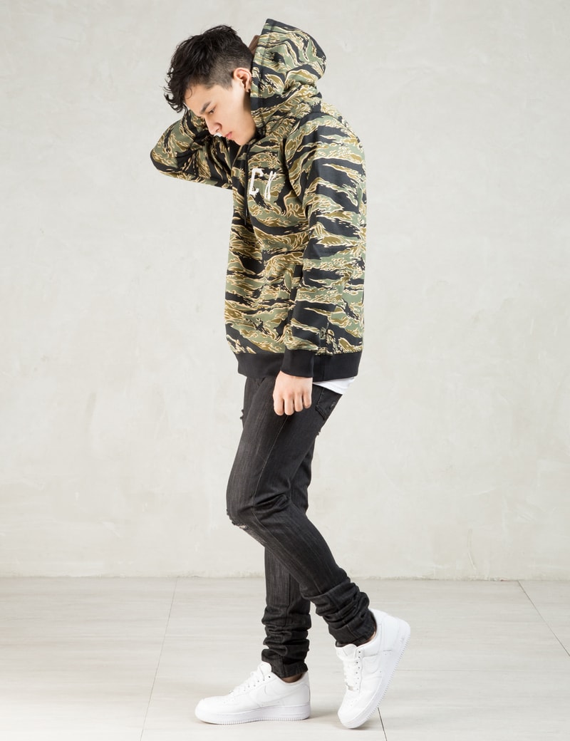 slam pullover