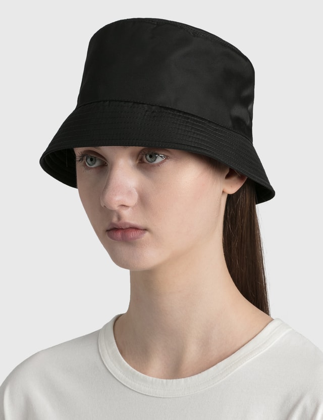 prada nylon bucket hat black