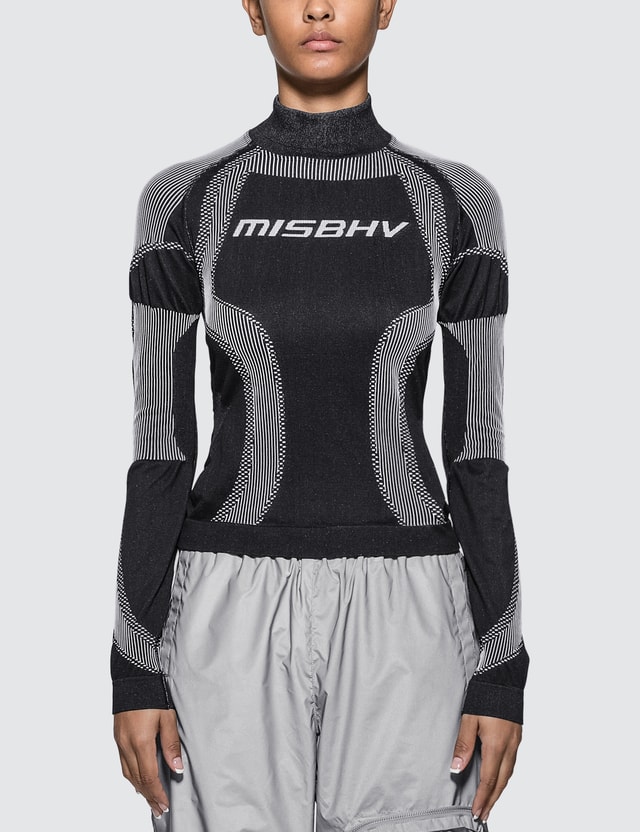 long sleeve top activewear