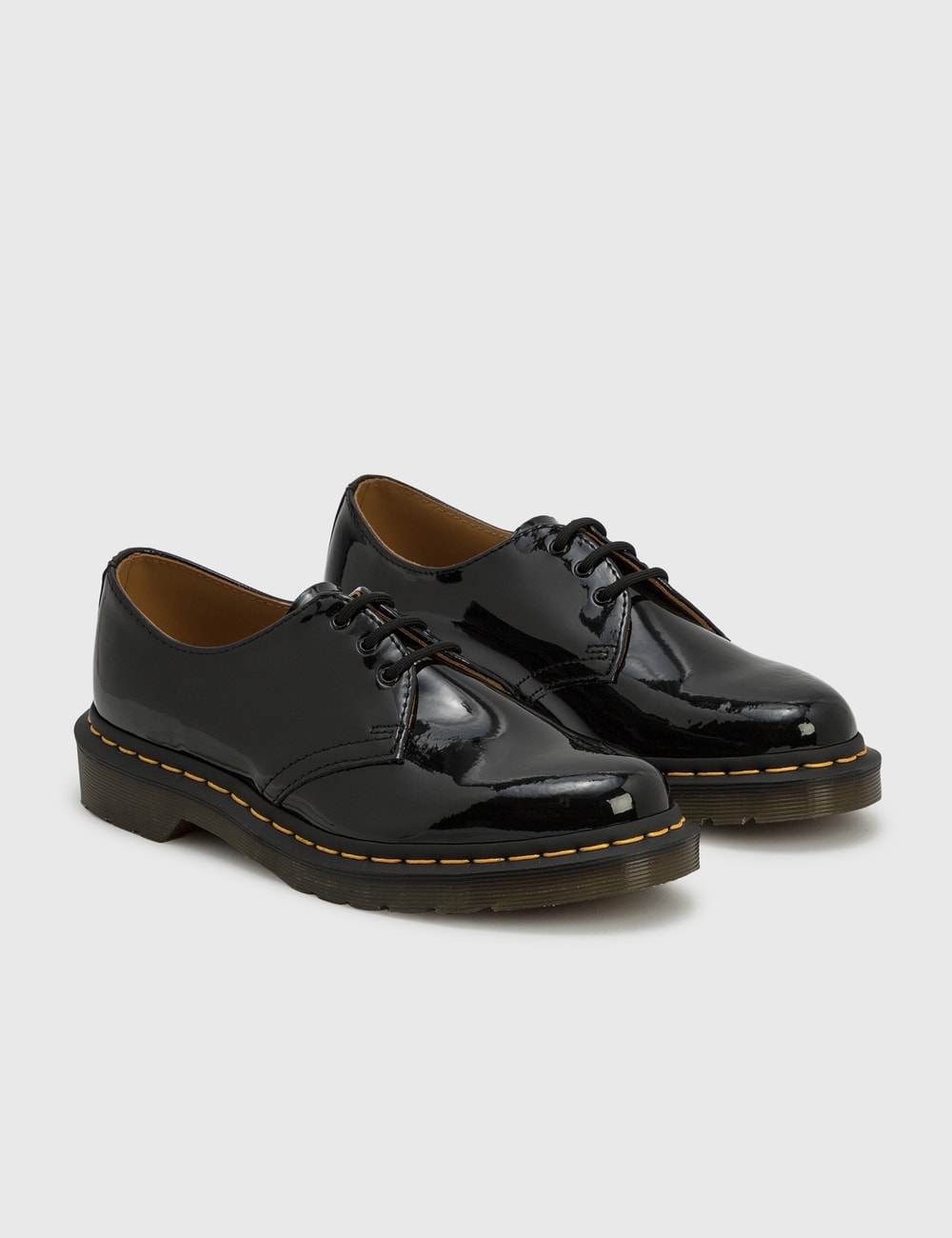 dr marten leather shoes