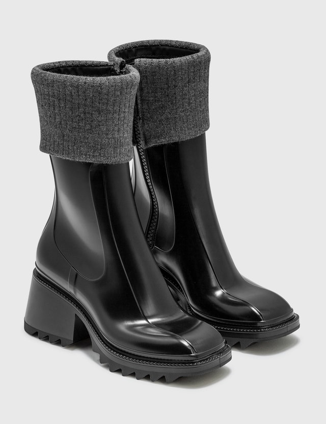chloe betty lace up rain boots