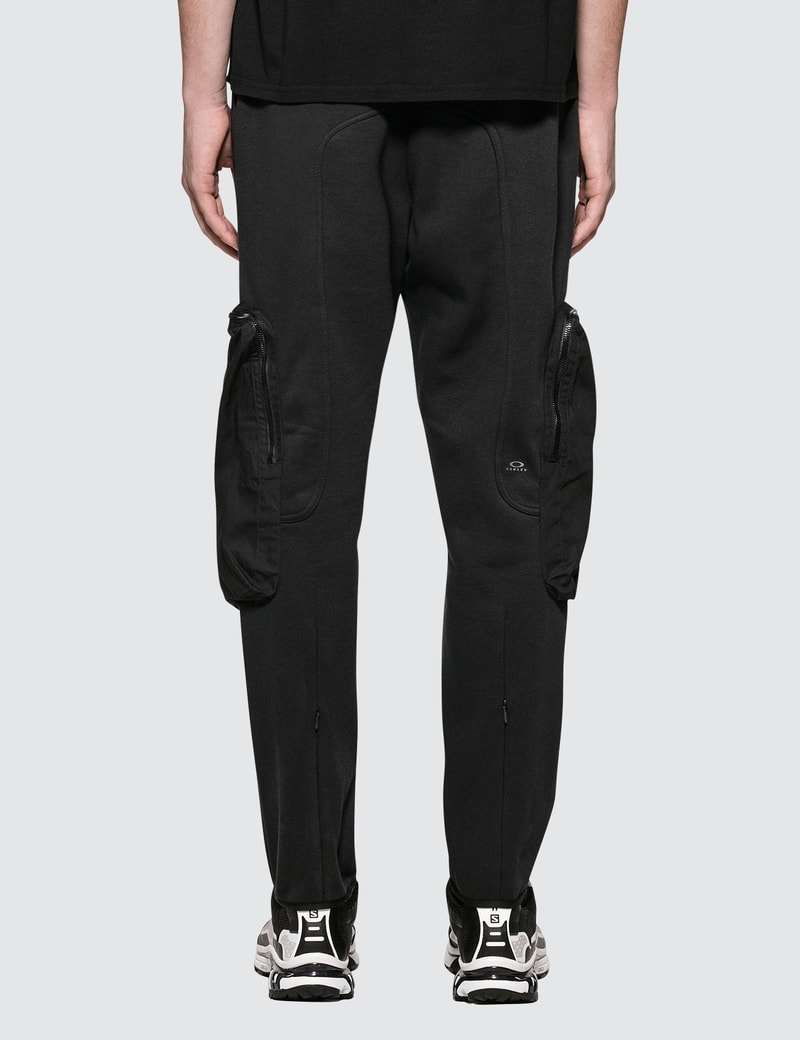 oakley sweatpants