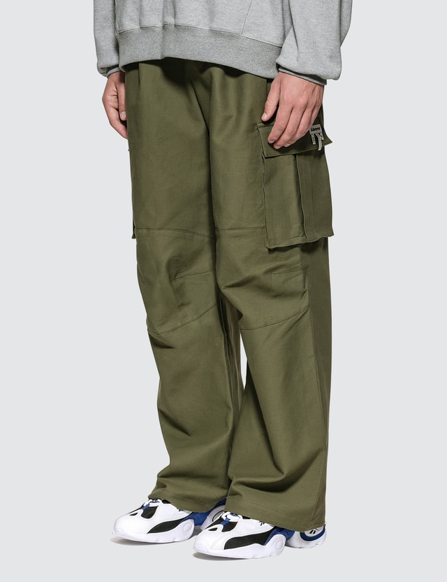 wide cargo pants mens
