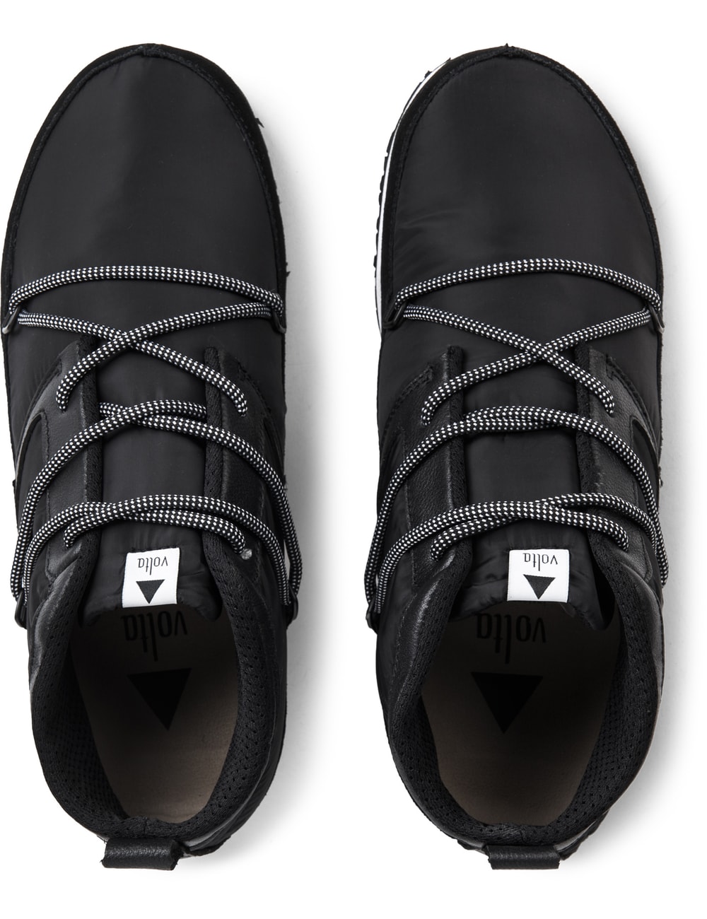 lightweight winter sneakers
